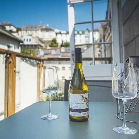 Top Storey Dartmouth Bagian luar foto