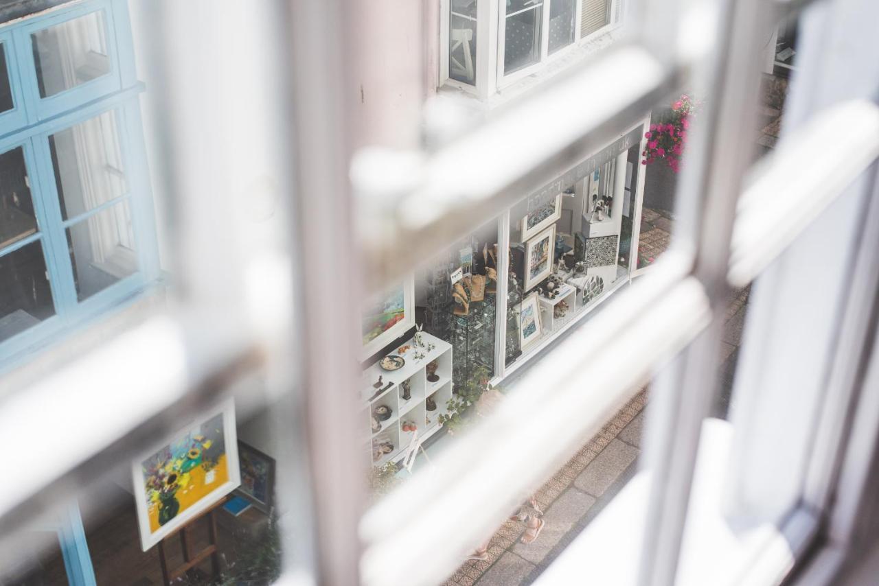 Top Storey Dartmouth Bagian luar foto